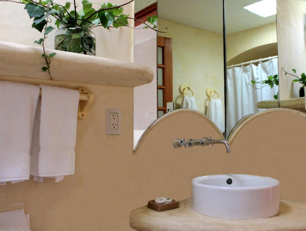 Hotel Casa Abierta Valle de Bravo Room photo